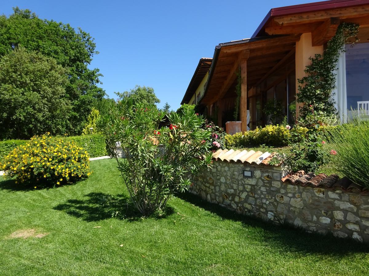 Tenuta La Ginestra Ornaro Bagian luar foto